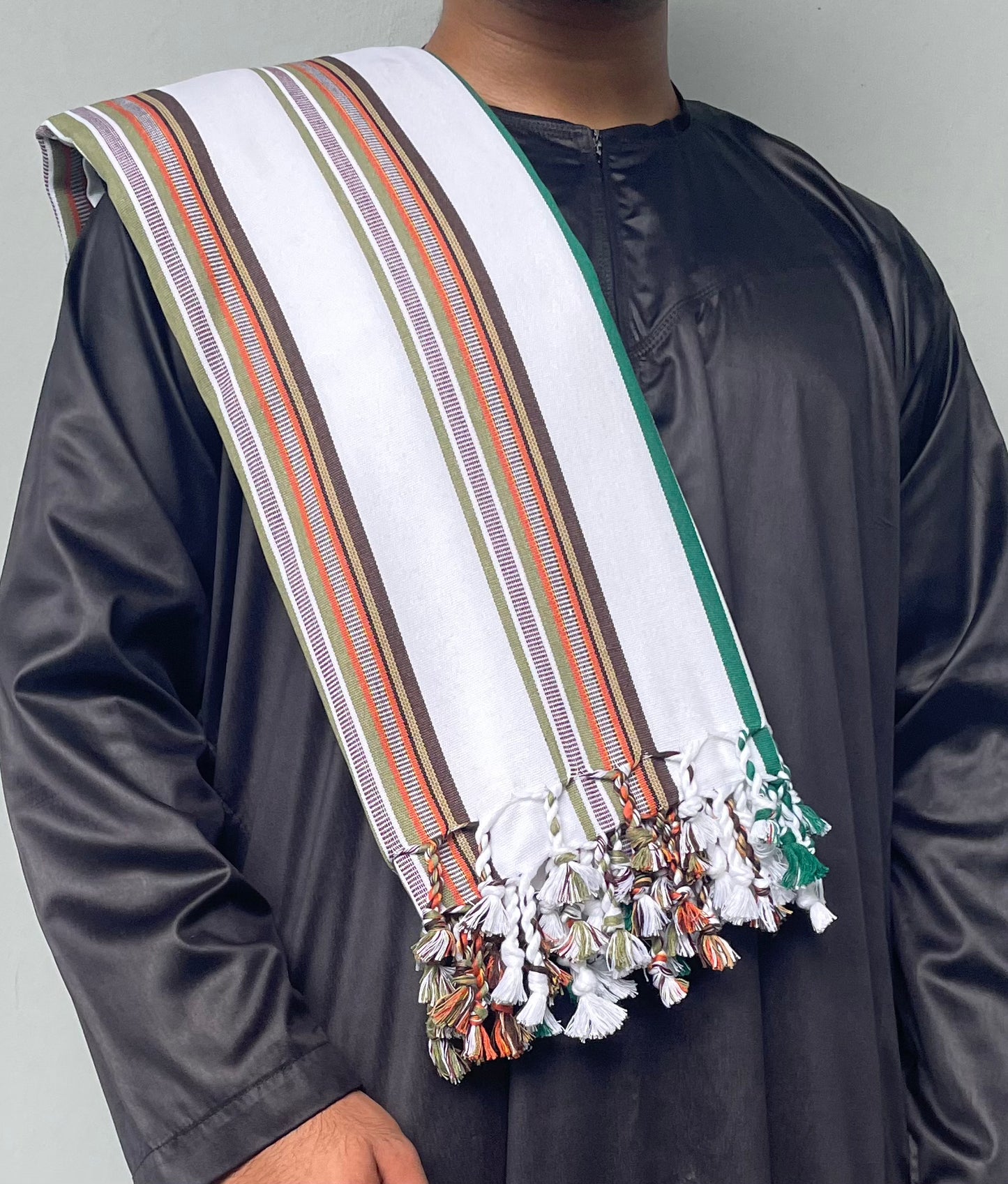 Yemeni Shawl in Valley Whispers White