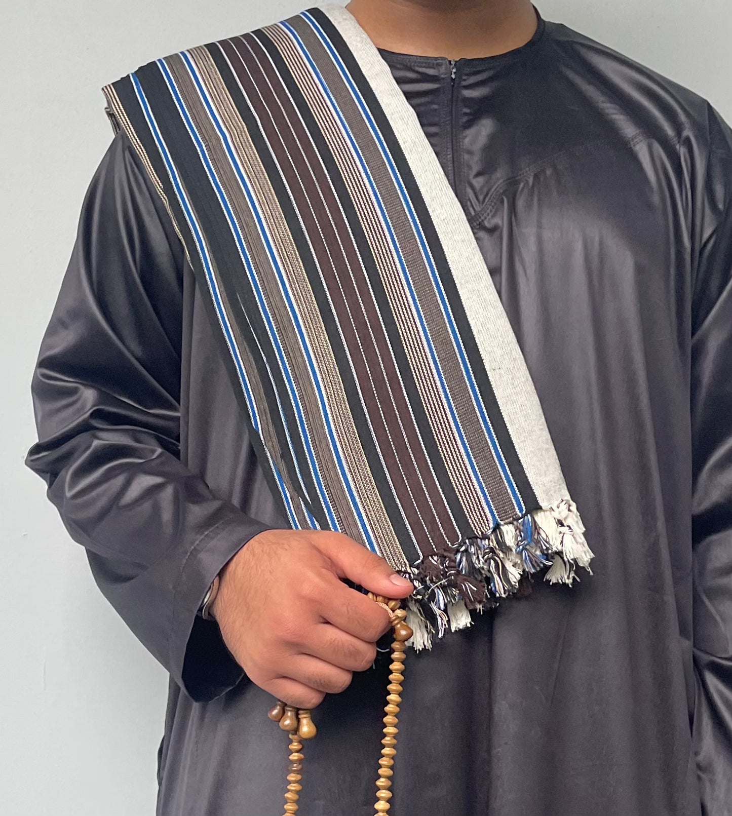Yemeni Shawl in Hadramawt Memories Grey