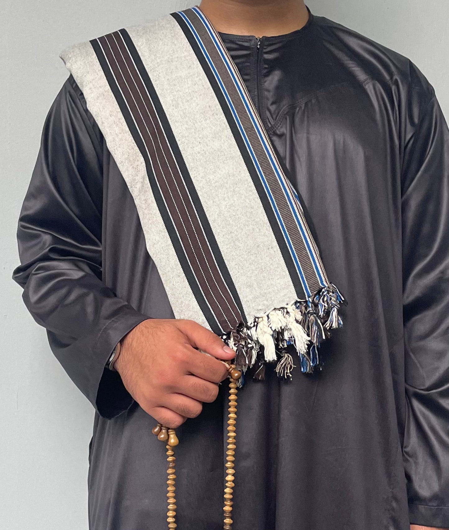 Yemeni Shawl in Hadramawt Memories Grey