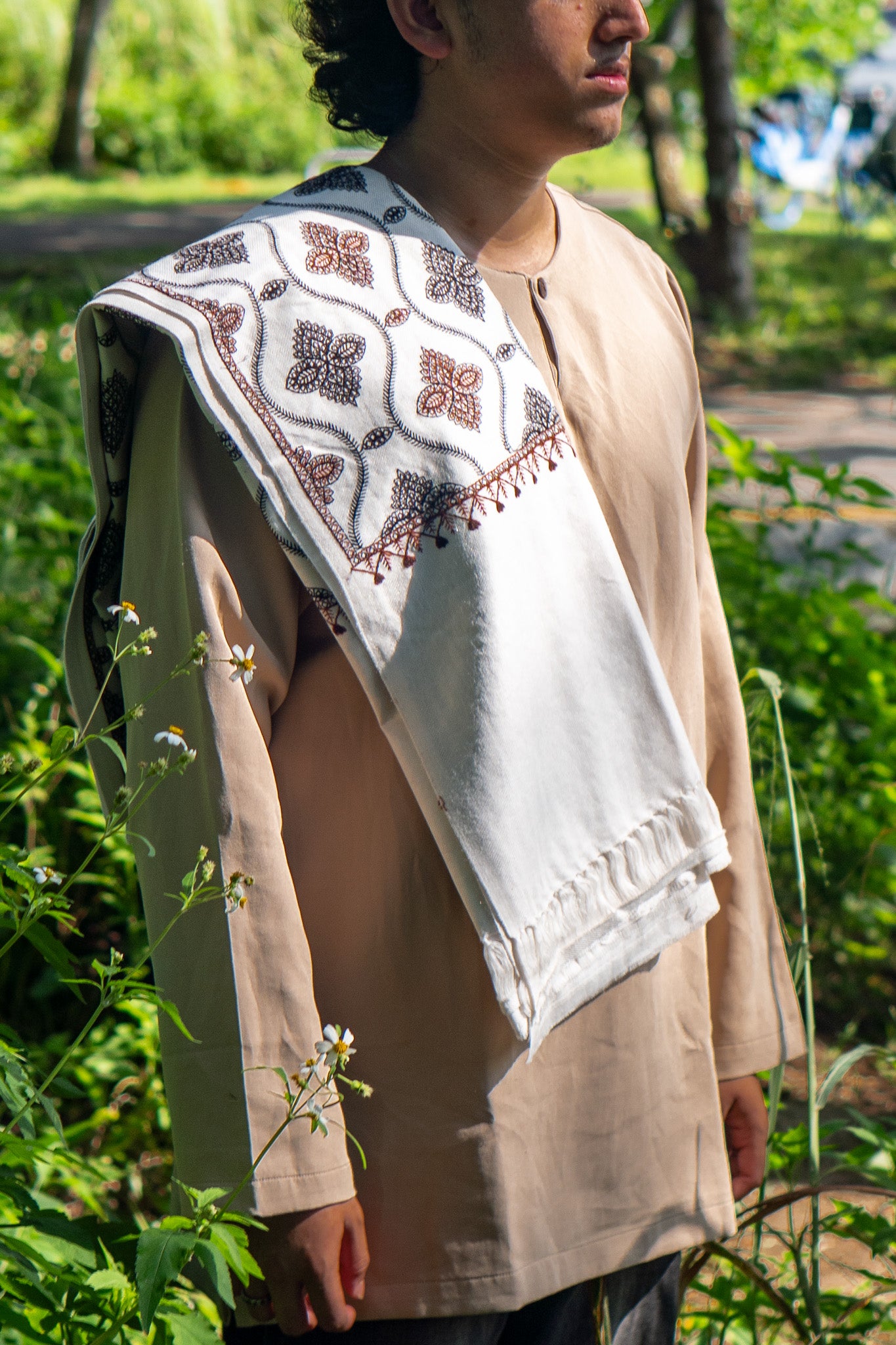 Kashmiri Sama (سماء) — "Sky" Light