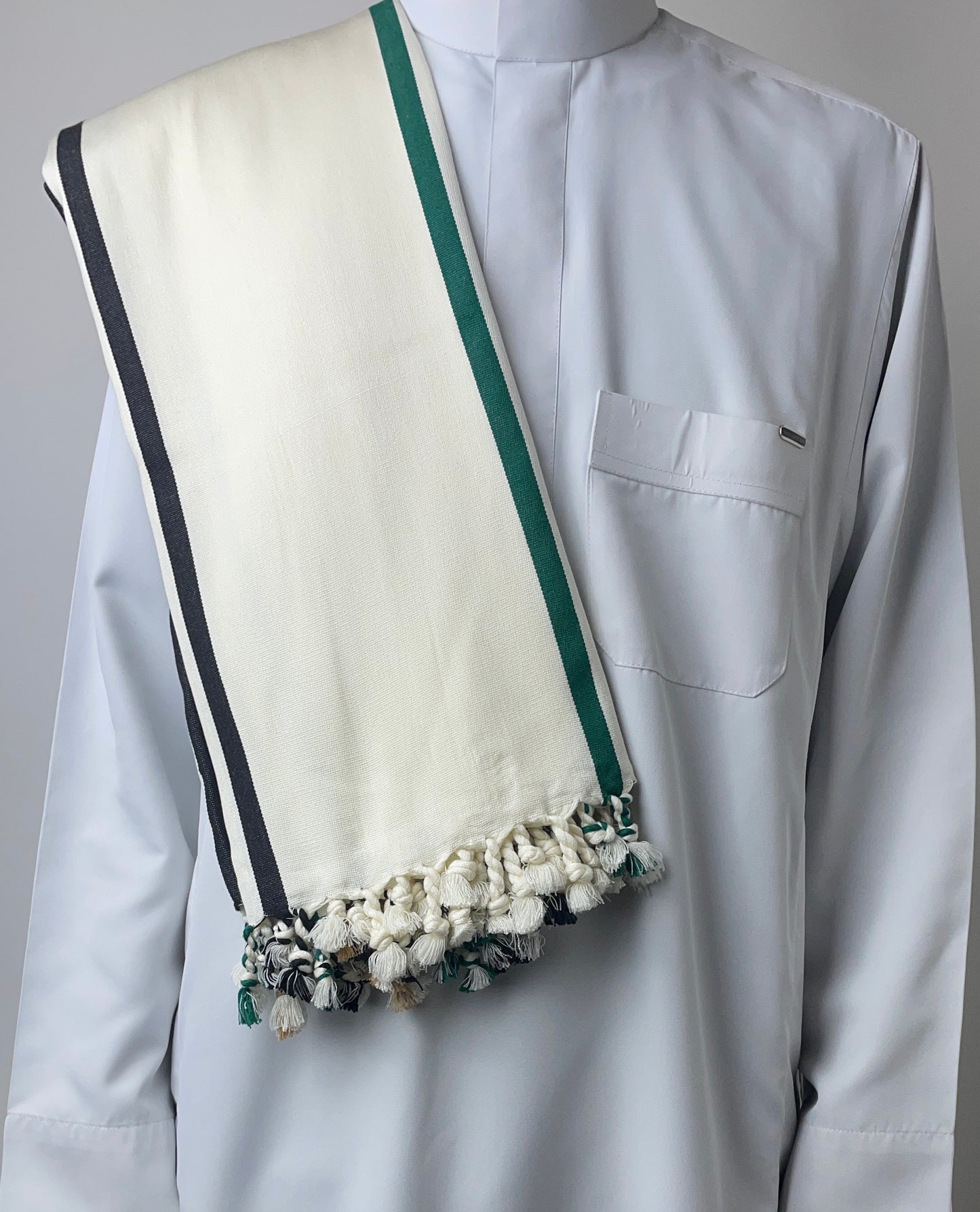 Yemeni Shawl in Day and Night Beige