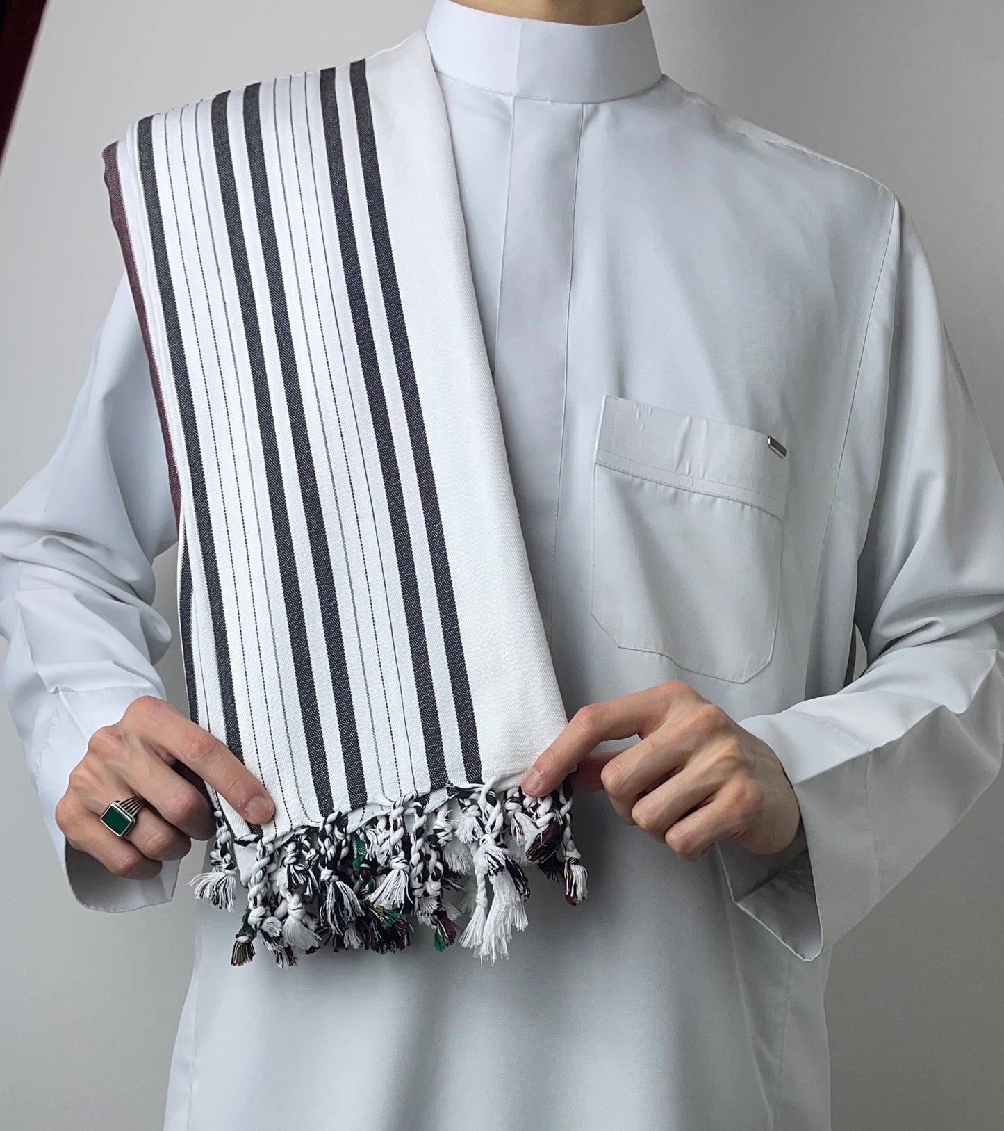 Yemeni Shawl in Salt of Aden White
