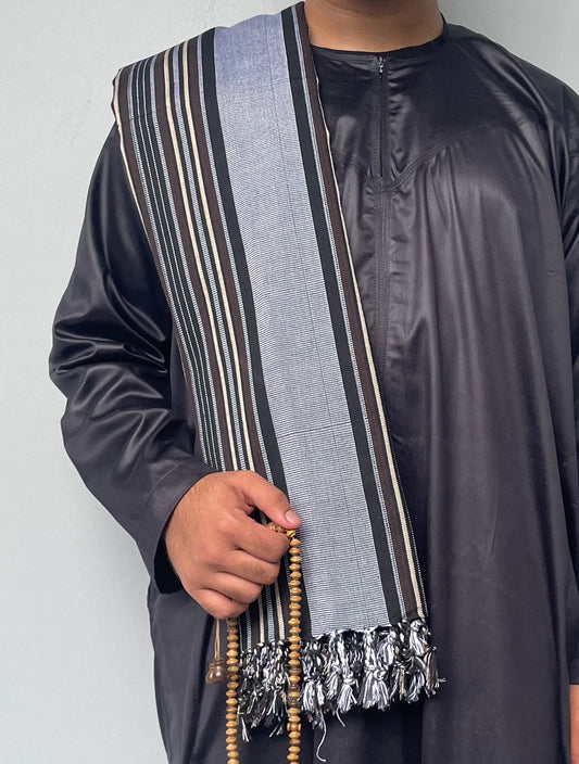 Yemeni Shawl in Cedar Smoke