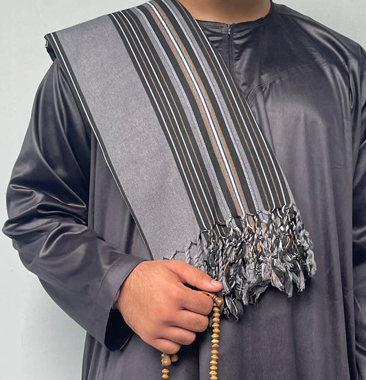 Yemeni Shawl in Misty Sands Grey
