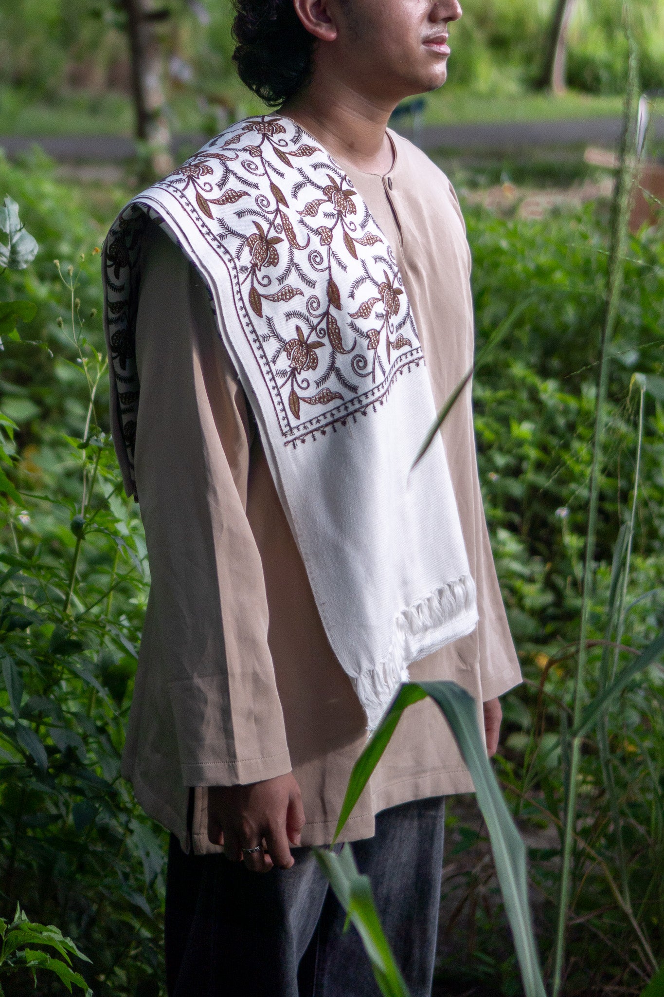 Kashmiri Evening Dew (ندى) — "Dew"
